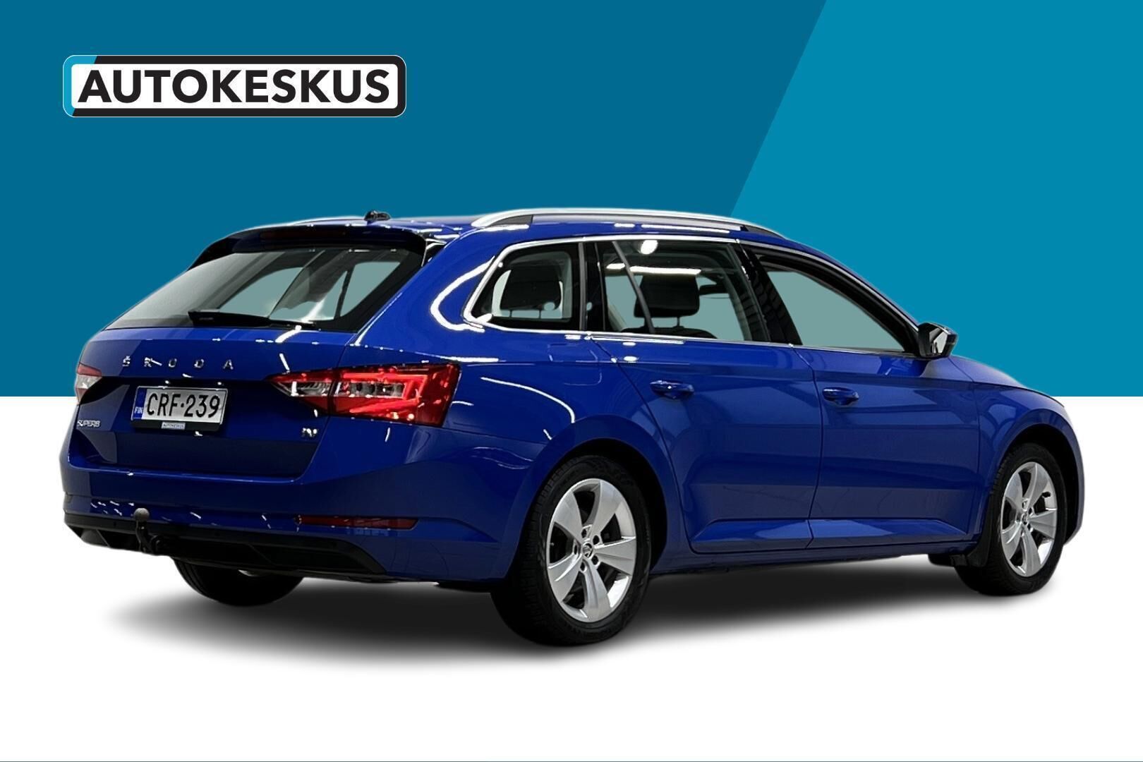 Skoda Superb iso kuva 5