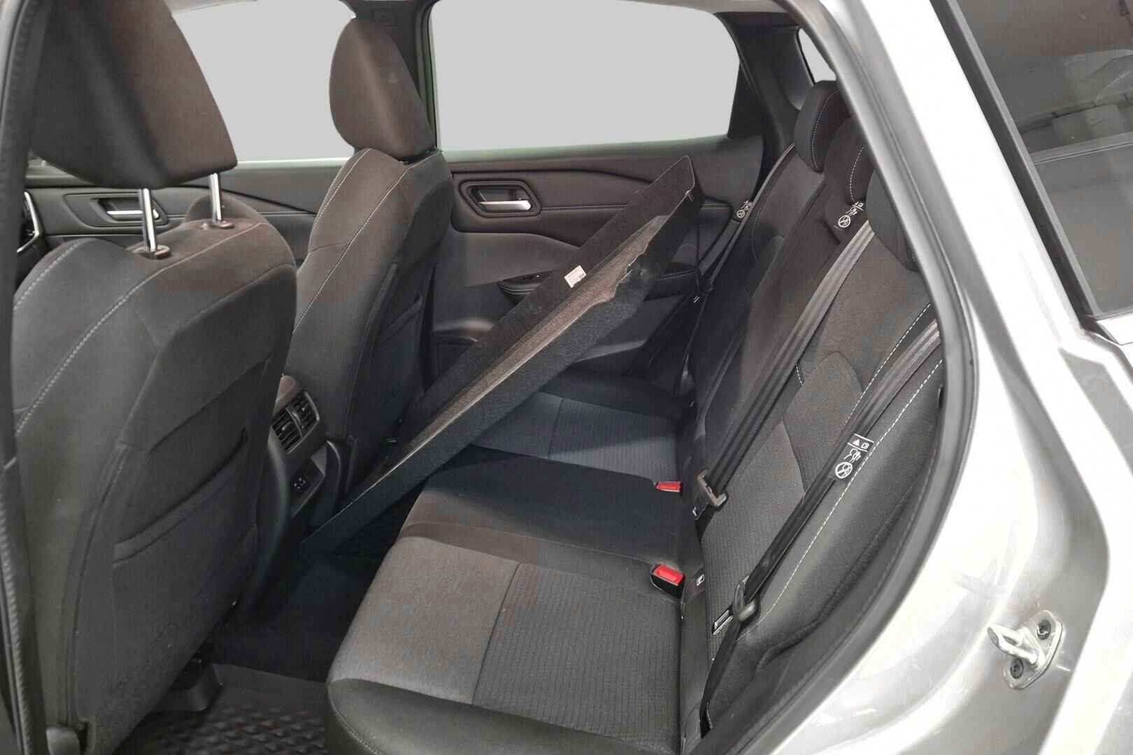 Nissan Qashqai iso kuva 10