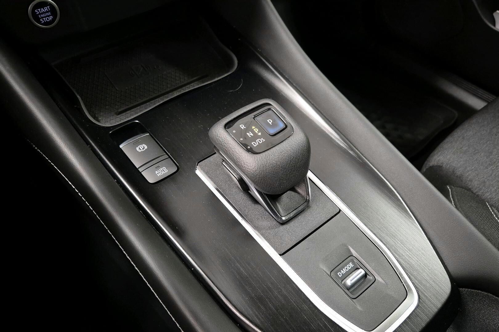 Nissan Qashqai iso kuva 17