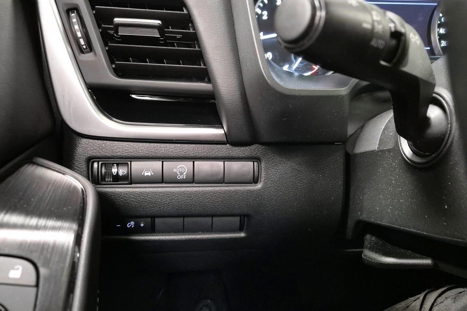 Nissan Qashqai iso kuva 21