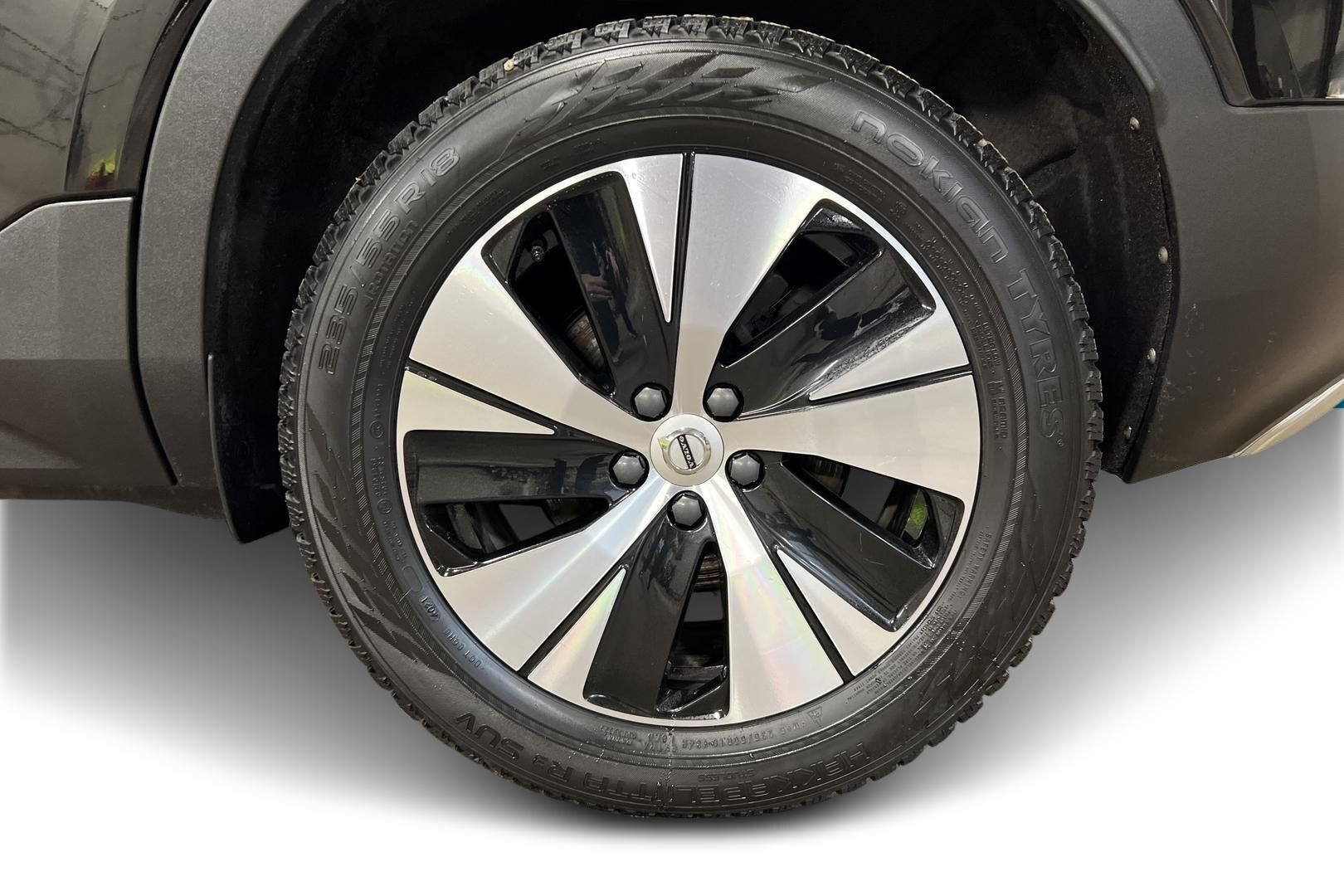 Volvo XC40 iso kuva 13