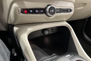 Volvo XC40 esikatselu 22
