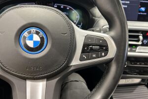 BMW iX3 esikatselu 24