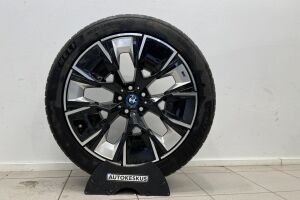 BMW iX3 esikatselu 32