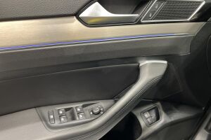 Volkswagen Passat esikatselu 25