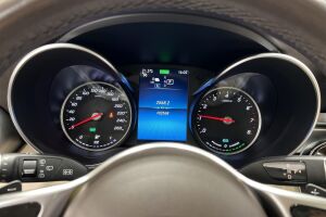 Mercedes-Benz GLC esikatselu 39