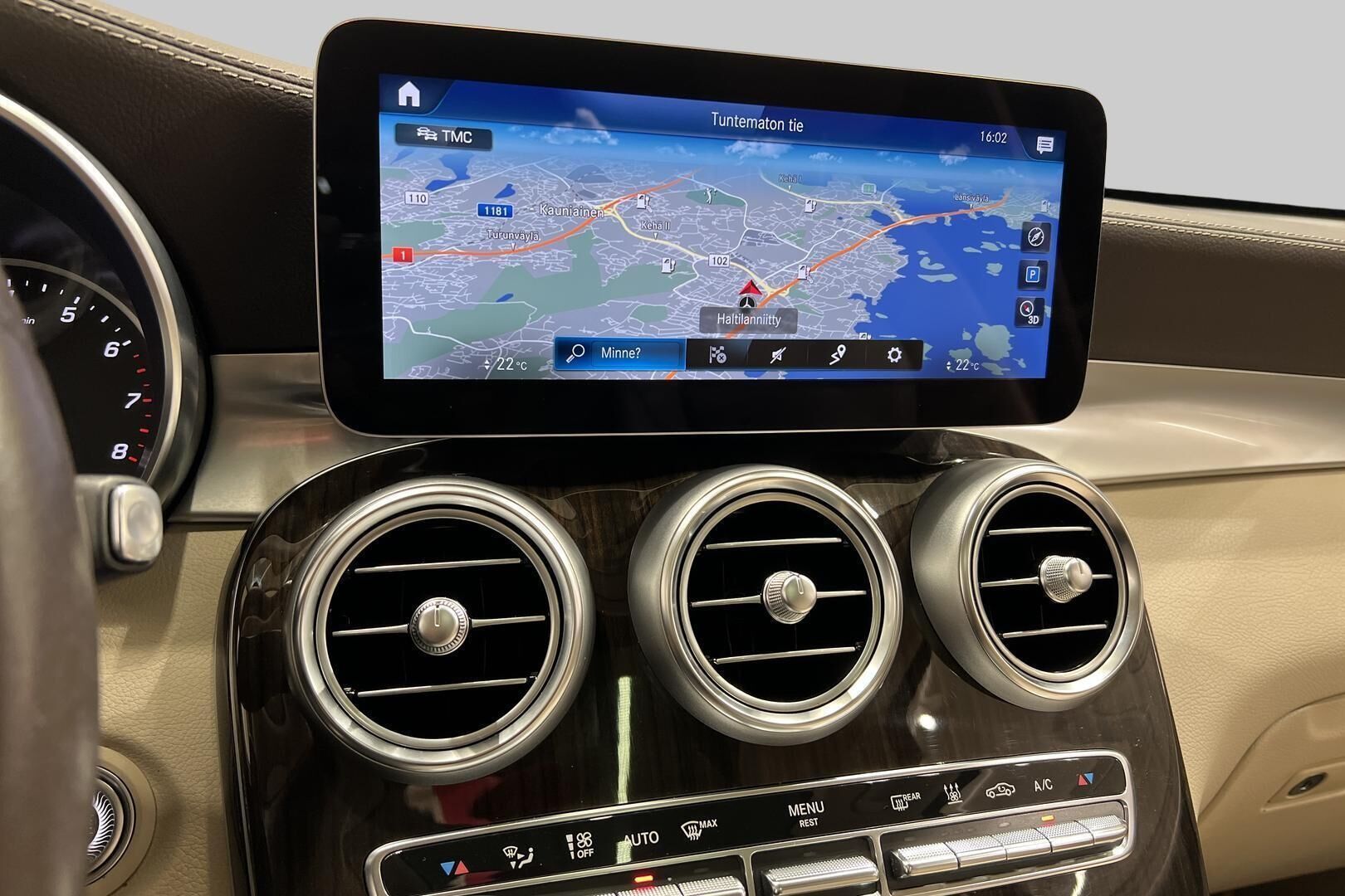 Mercedes-Benz GLC iso kuva 40