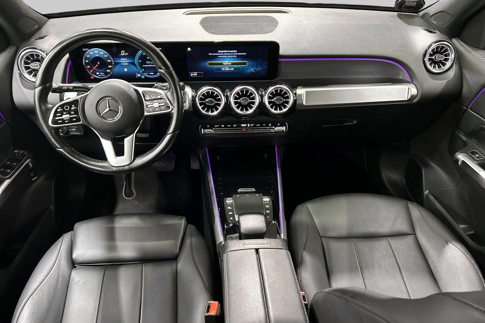 Mercedes-Benz EQB iso kuva 7