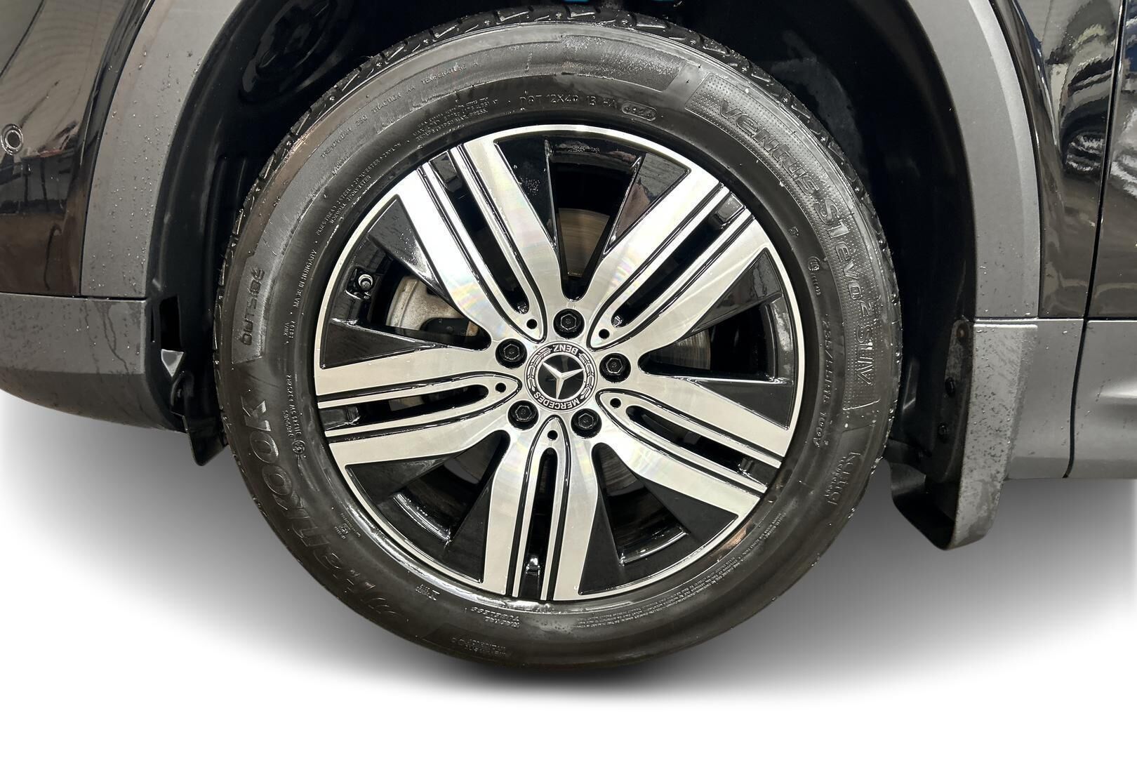 Mercedes-Benz EQB iso kuva 9
