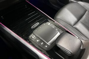 Mercedes-Benz EQB esikatselu 11