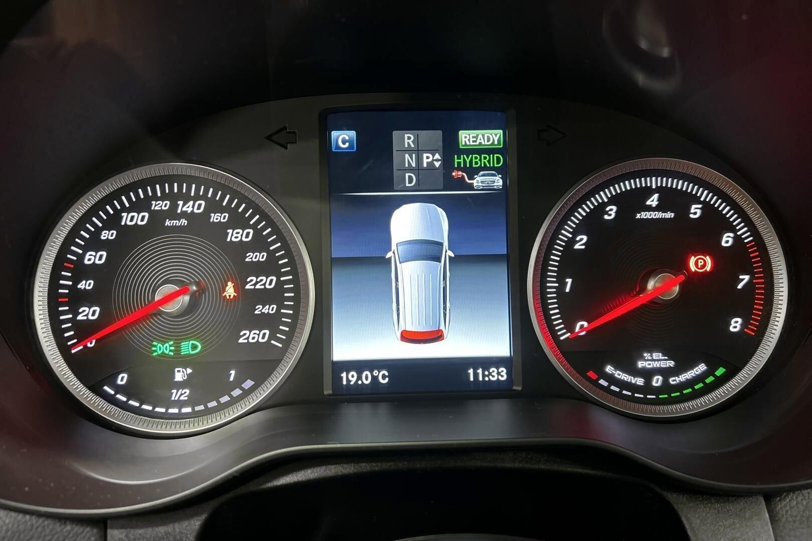 Mercedes-Benz GLC iso kuva 5