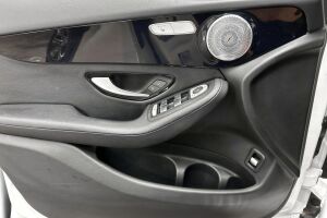 Mercedes-Benz GLC esikatselu 8