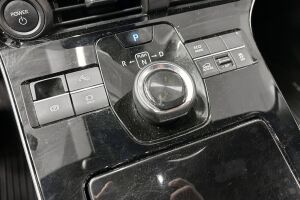 Toyota bZ4X esikatselu 21
