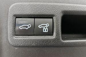 Toyota bZ4X esikatselu 19