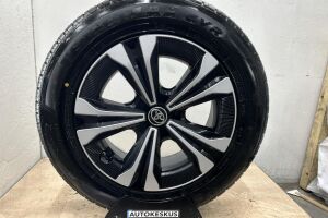 Toyota bZ4X esikatselu 24