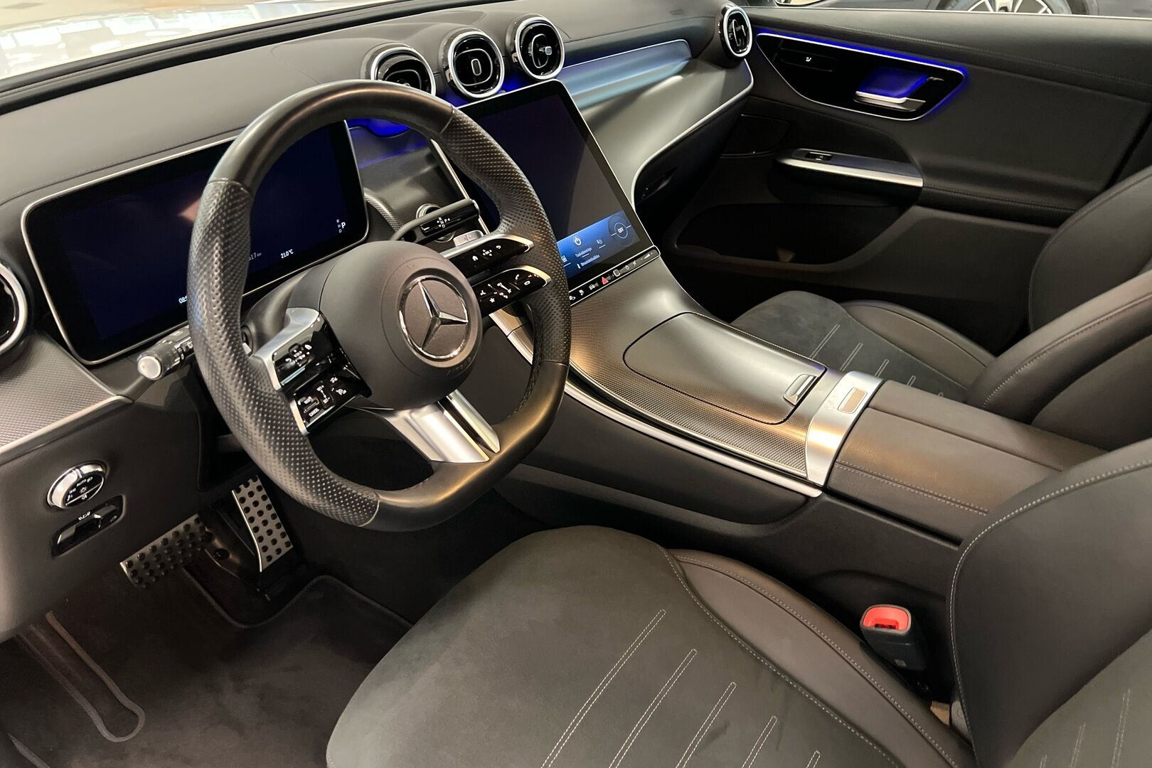Mercedes-Benz GLC iso kuva 6