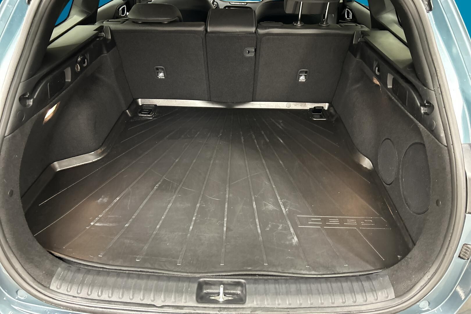 Kia Ceed iso kuva 11