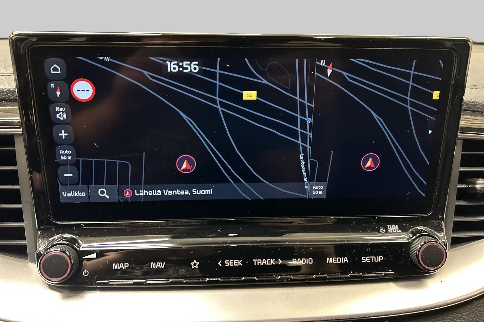 Kia Ceed iso kuva 14