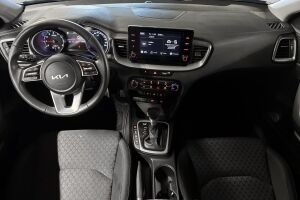 Kia Ceed esikatselu 10