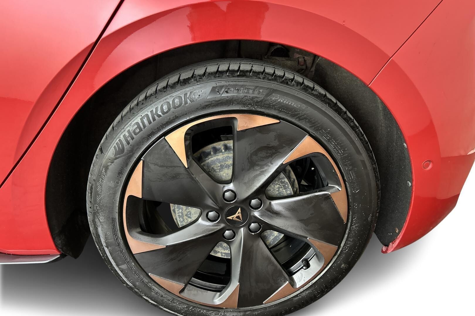 CUPRA Born iso kuva 12