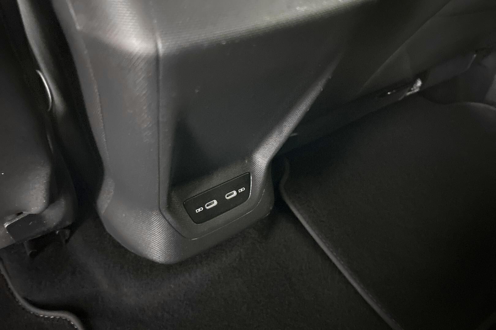CUPRA Born iso kuva 15