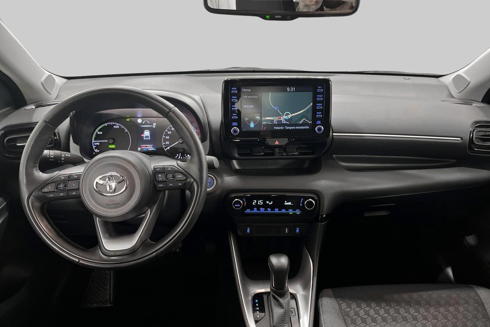 Toyota Yaris iso kuva 10
