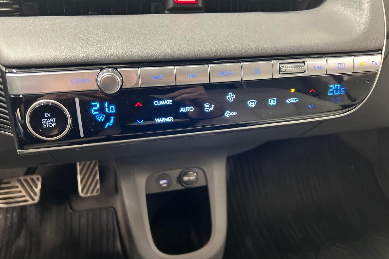 Hyundai IONIQ 5 iso kuva 18