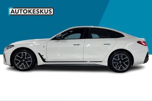 BMW i4 esikatselu 7