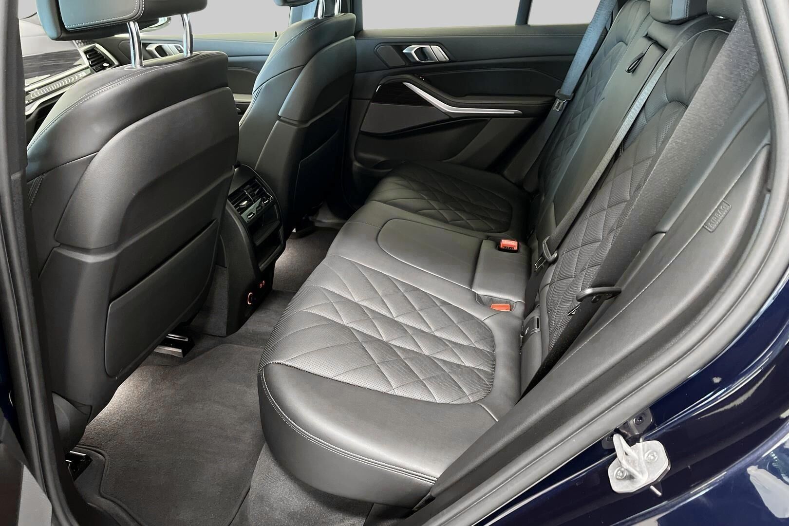 BMW X5 iso kuva 10