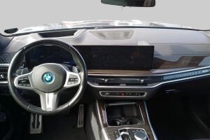 BMW X5 esikatselu 2