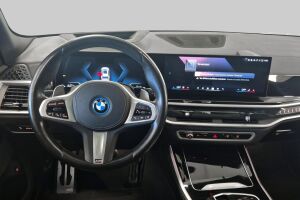 BMW X5 esikatselu 10