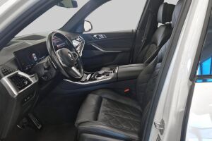 BMW X5 esikatselu 8