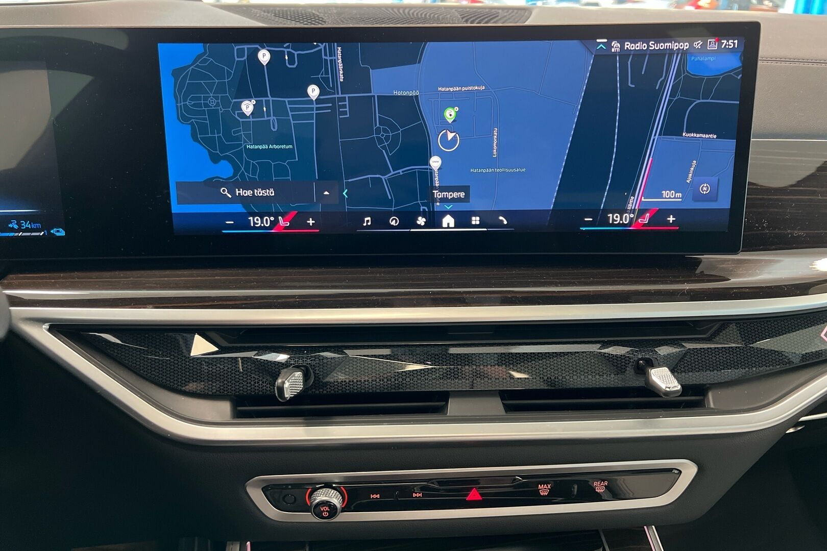 BMW X5 iso kuva 12
