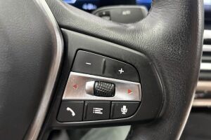 BMW i4 esikatselu 15