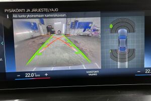 BMW i4 esikatselu 17