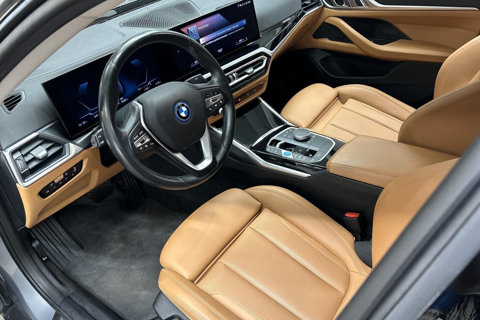 BMW i4 iso kuva 9