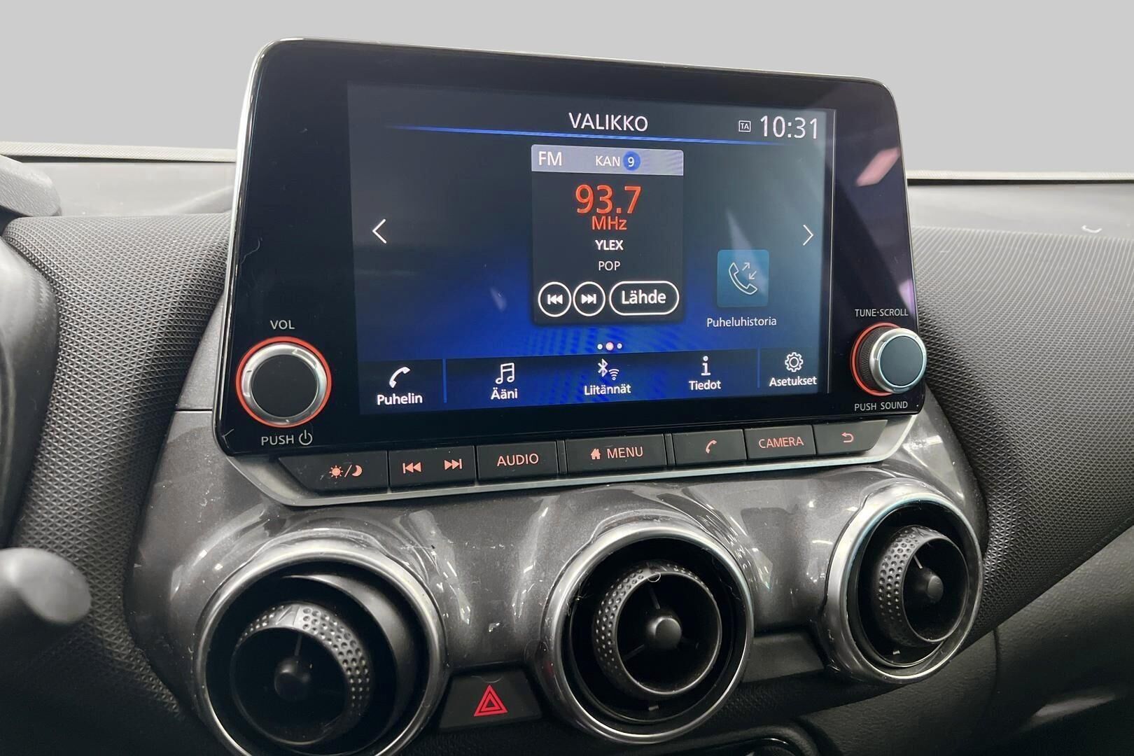 Nissan Juke iso kuva 12