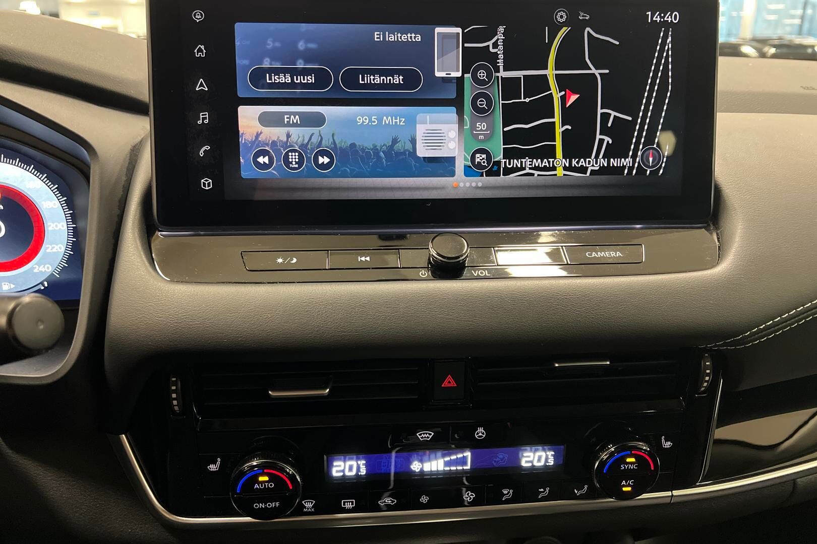 Nissan Qashqai iso kuva 15