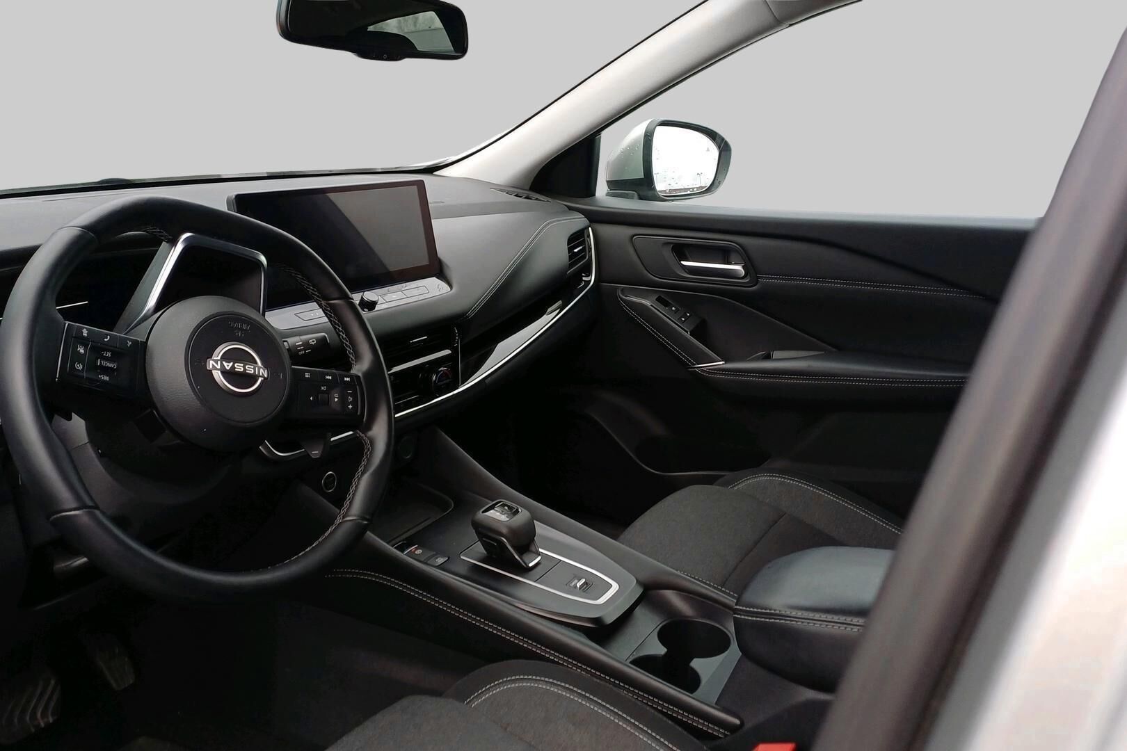 Nissan Qashqai iso kuva 2