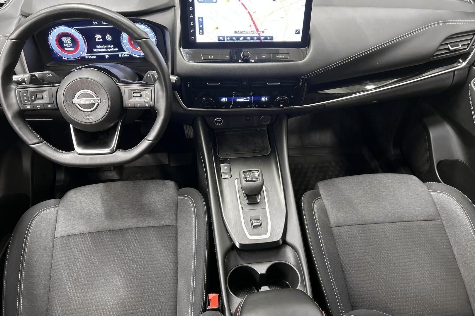 Nissan Qashqai iso kuva 9