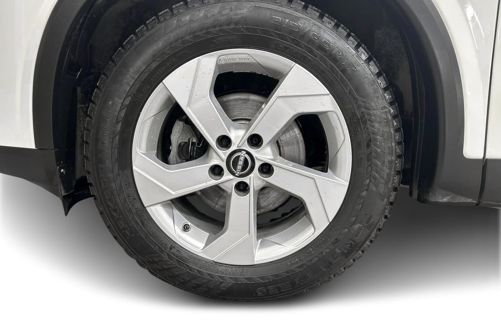 Nissan Qashqai iso kuva 11