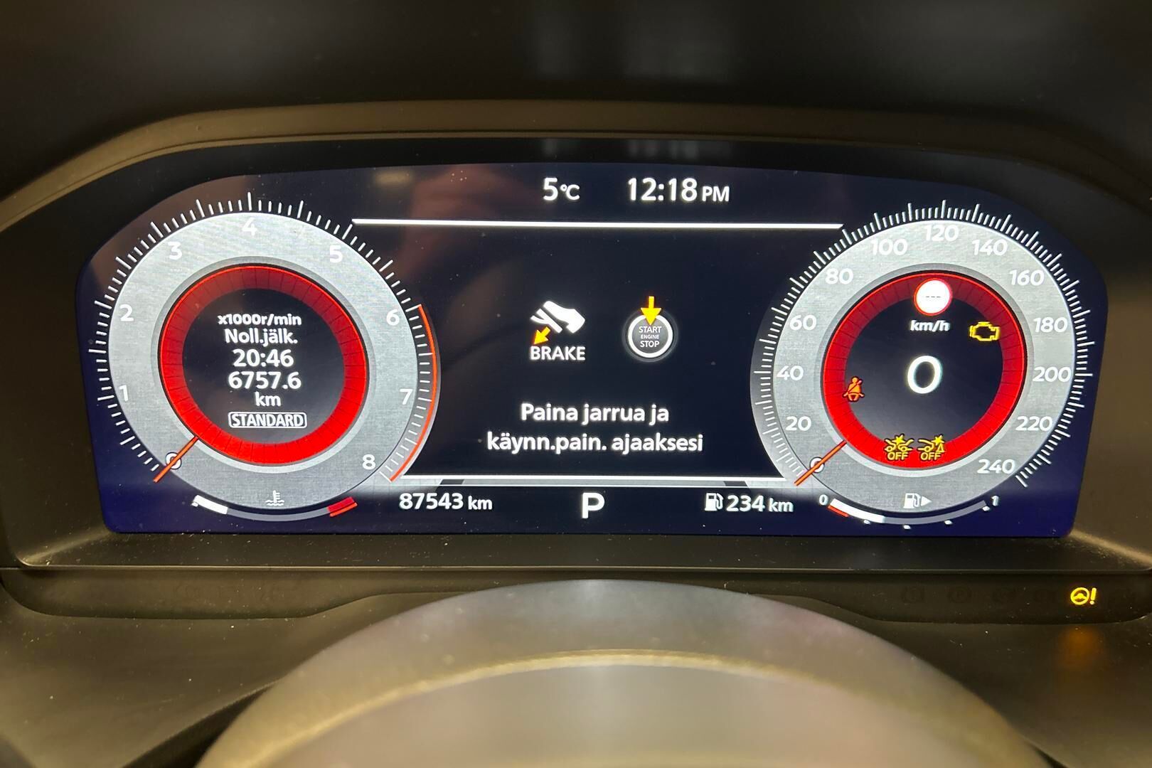 Nissan Qashqai iso kuva 15