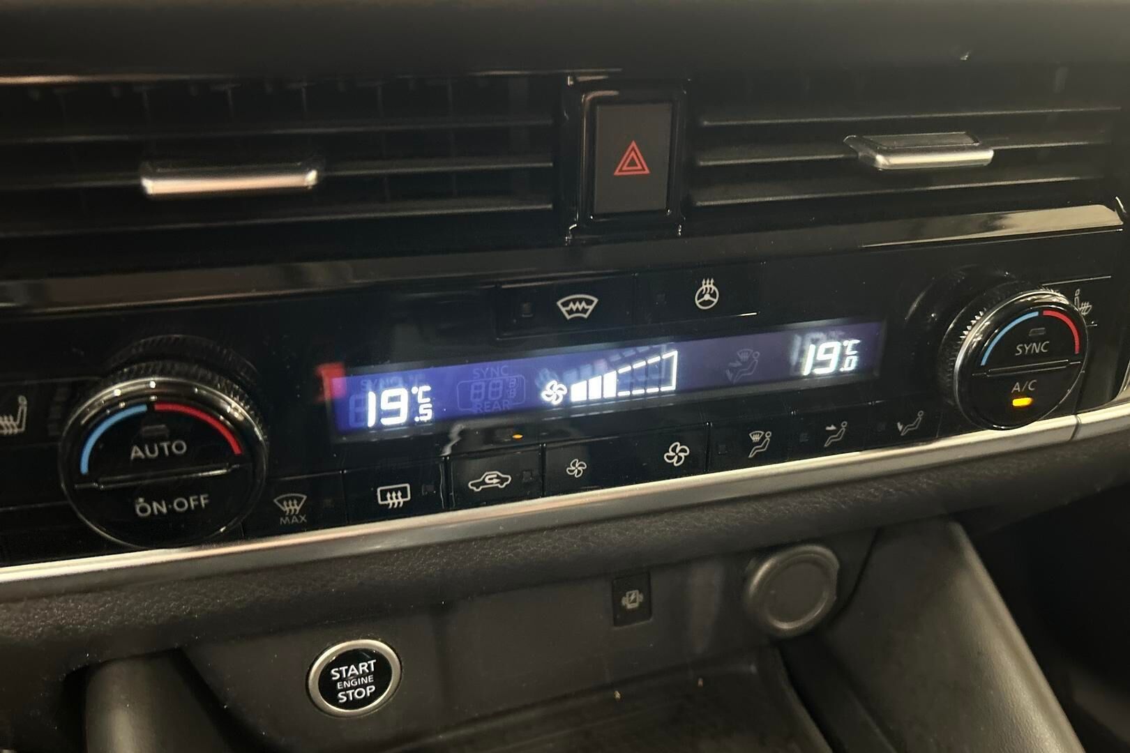 Nissan Qashqai iso kuva 23