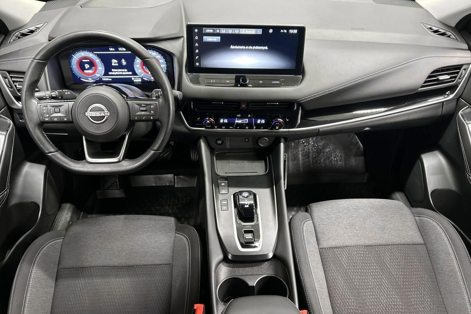 Nissan Qashqai iso kuva 11