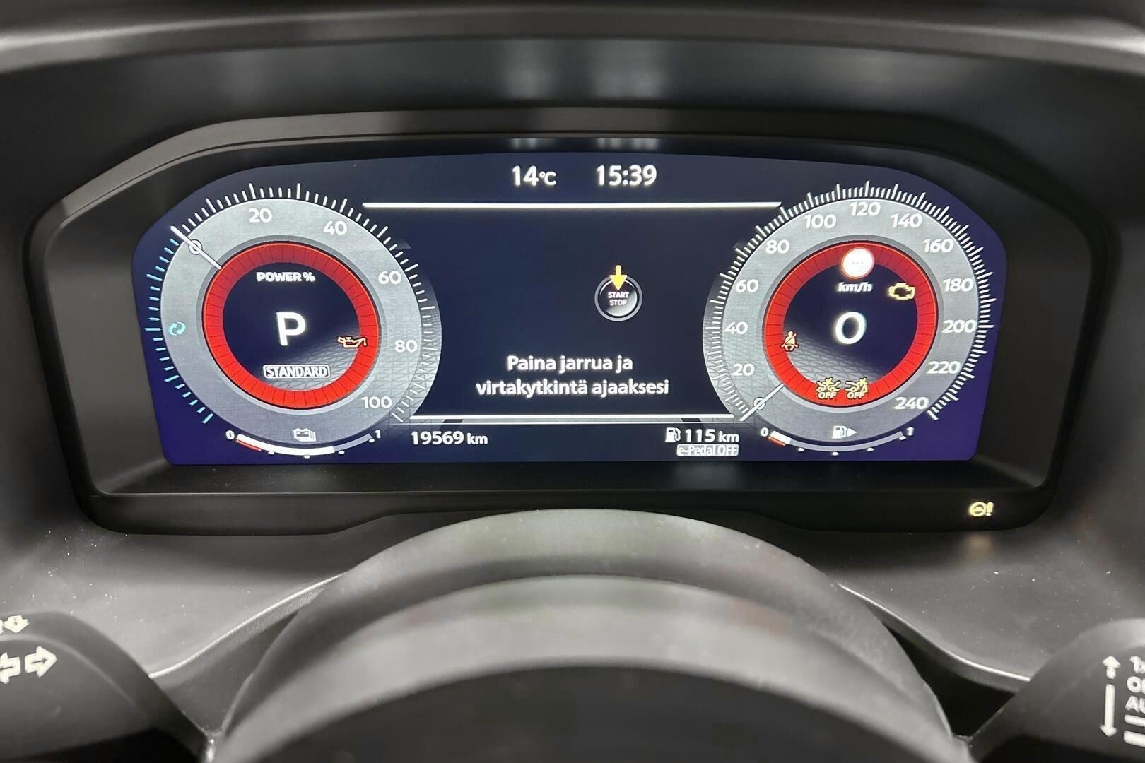 Nissan Qashqai iso kuva 14
