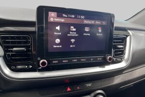 Kia Stonic esikatselu 16