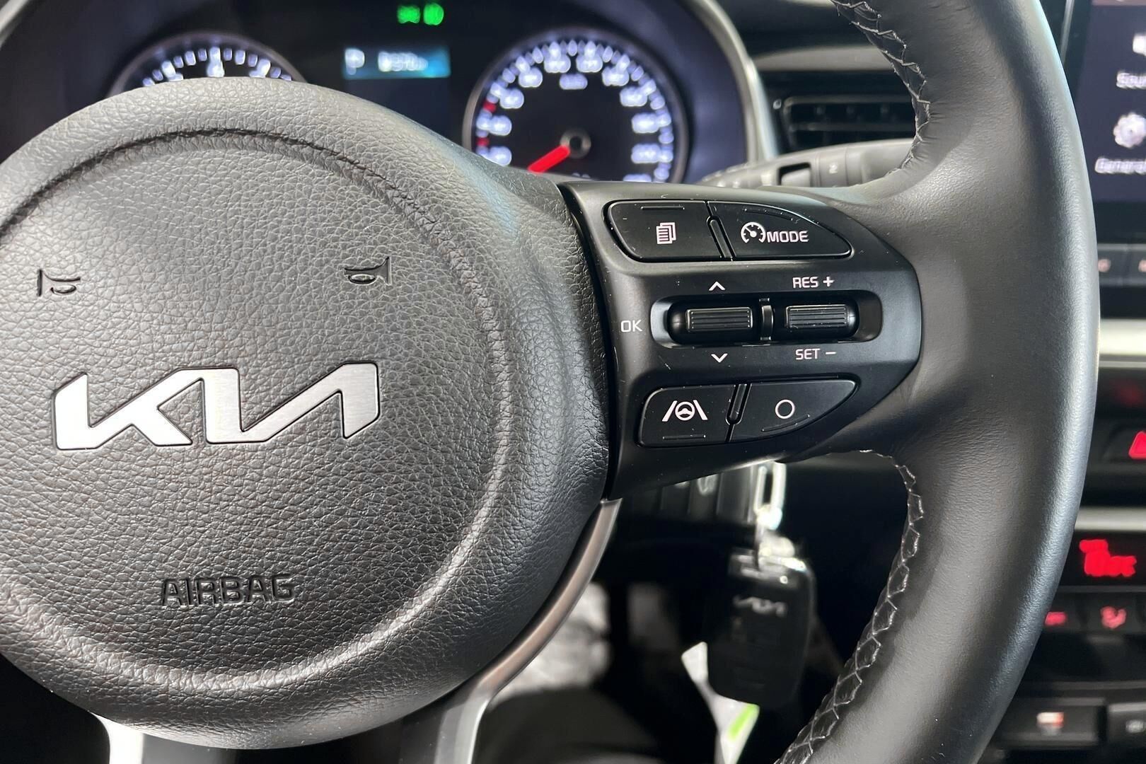 Kia Stonic iso kuva 13