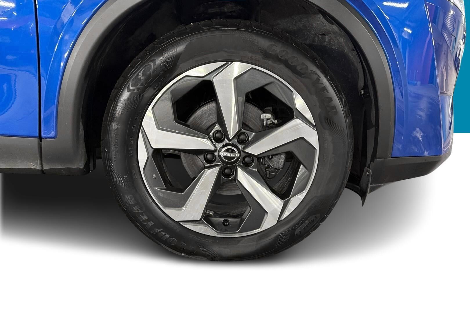 Nissan Qashqai iso kuva 11
