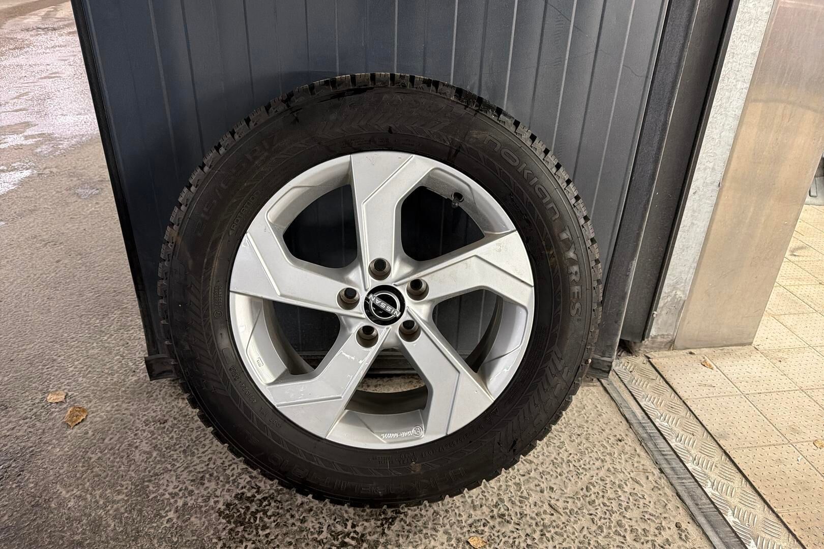 Nissan Qashqai iso kuva 12
