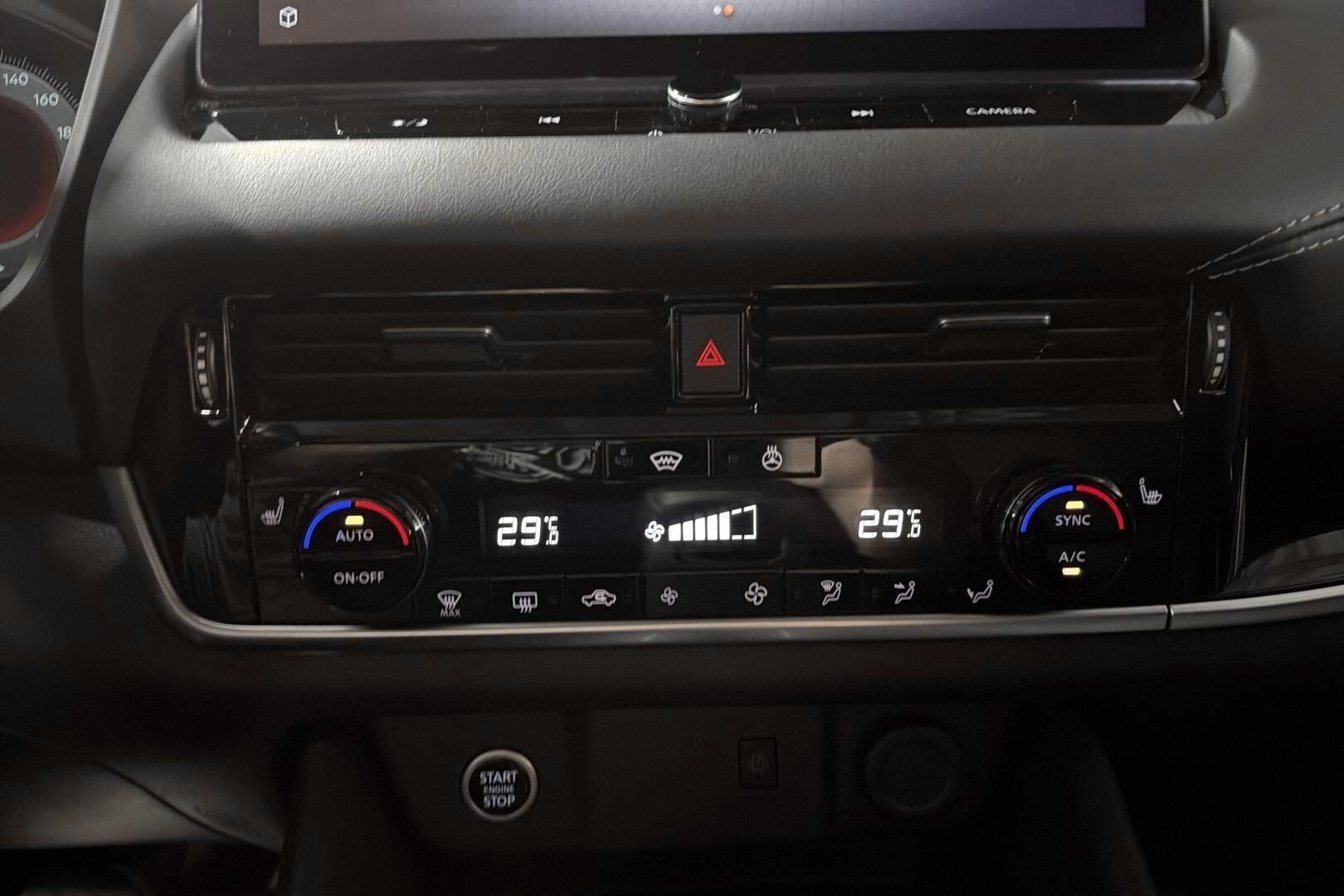 Nissan Qashqai iso kuva 26